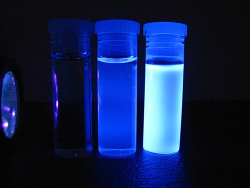 Vials containing fluorescing fluid detects salt concentrations and aids medical diagnosis of cystic fibrosis