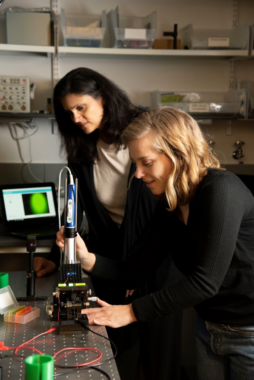 Nirmala Ramanujam with female student in the lab